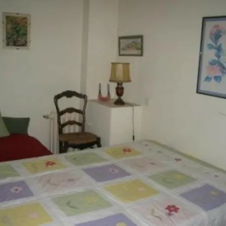 Appartamento 6 Pièces Pour 8 Pers. à St Raphaël, Centre-ville Proche - Fr-1-226a-43 *