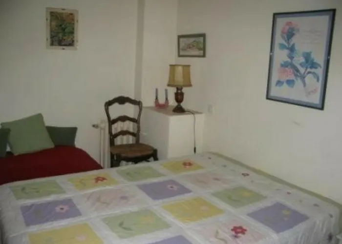 Appartement 6 Pieces Pour 8 Pers. A St Raphael, Centre-ville Proche - Fr-1-226a-43 *