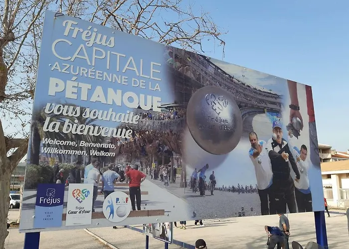 6 Pieces Pour 8 Pers. A St Raphael, Centre-ville Proche - Fr-1-226a-43 Lägenhet Saint-Raphaël